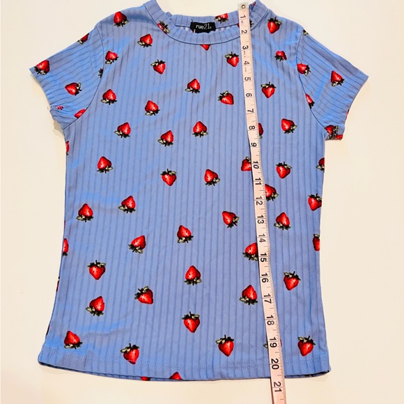 Rue21 Baby Blue Red Strawberry Ribbed Short Sleeve Blouse Top T-Shirt - Picture 5 of 6